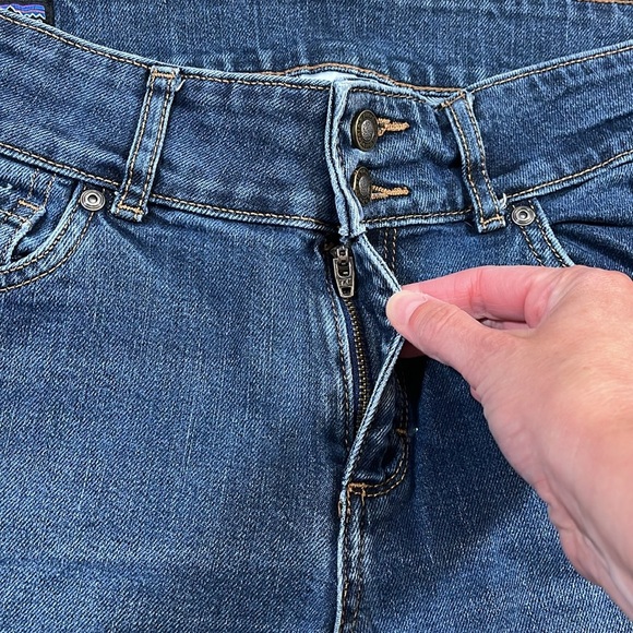 Patagonia Bootcut Jeans Blue Denim Medium Wash Women's Size 30 EUC Mid Rise - Picture 3 of 14